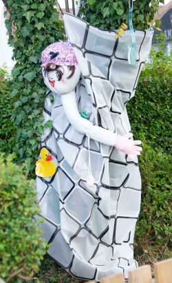 Jordi Thompson’s Family - RUNNER-UP - The Scarecrows That Made the Judges Smile the Most